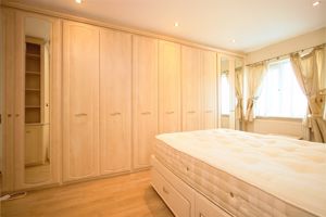 Photo 11- click for photo gallery